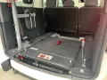 Volkswagen Caddy Maxi *Rollstuhl* Rampe