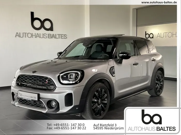 MINI Cooper S Countryman Trim 18