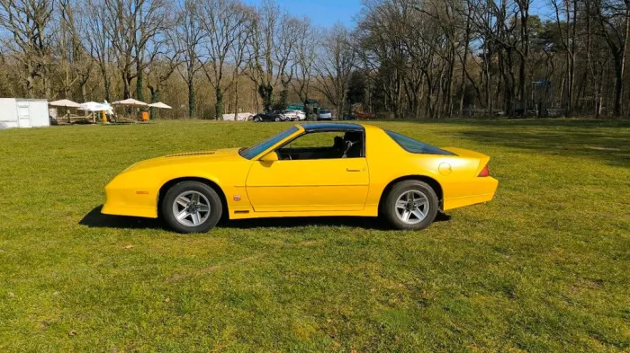 Chevrolet Camaro V8