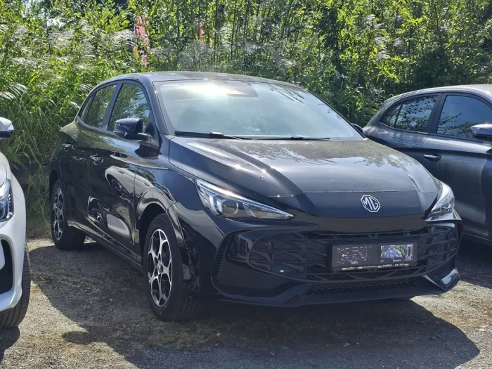 MG3 1,5 Hybrid+ Comfort ACC 16