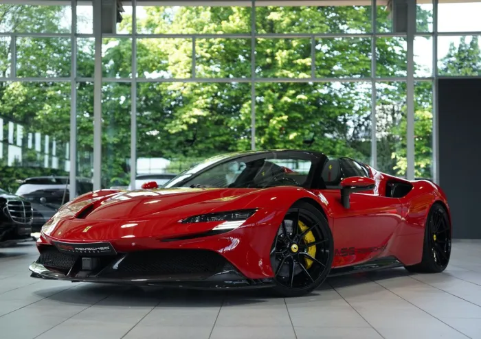 Ferrari SF90 Spider *NOVITEC80T€*ADAS*RACE*CARBON