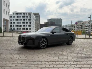 BMW 740d xDrive M Sport TV