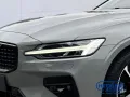 Volvo V60 Kombi B4 Ultra Dark HUD Digitales Cockpit Me