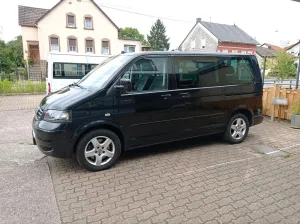 Volkswagen VW T5 Multivan