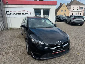 Kia Ceed 1,5 T-GDI Vision*Navi*AWR*Komfort-P*