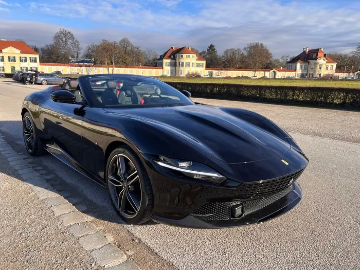 Ferrari Roma 3.9 T V8 Spider DCT XPEL kompl. MwSt Carbon