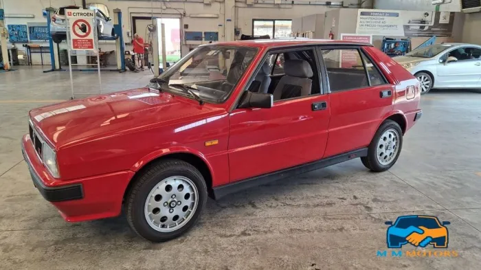 Lancia Delta 5 Porte Delta 1.6 Turbo HF RST