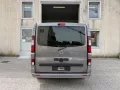 Opel Vivaro 9 posti passo lungo