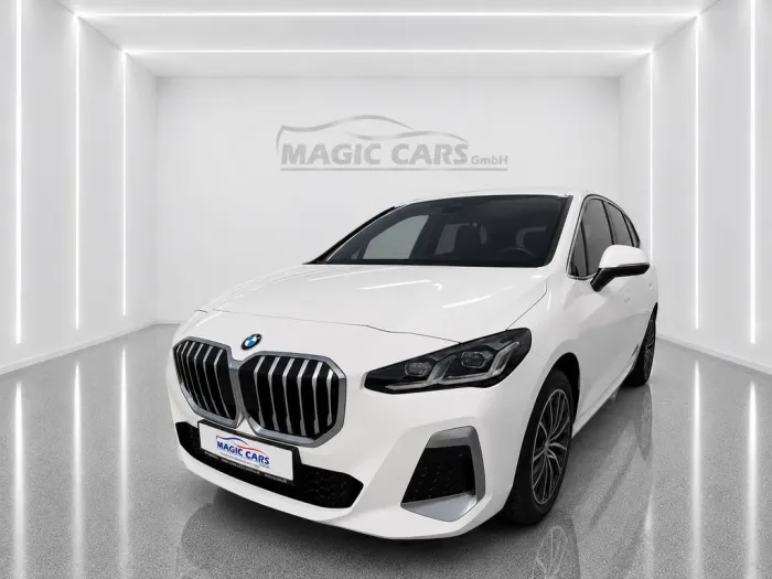 BMW 218i Active Tourer Aut. M Sport *LED*AHK*KEYLESS