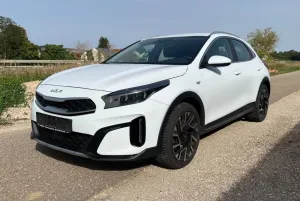 Kia XCeed 1.5 T-GDI DCT Vision LED Kamera ACC 8-fach