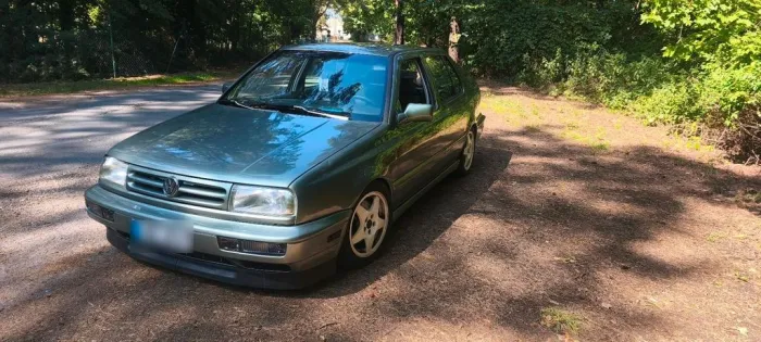 Volkswagen VW Vento/Jetta