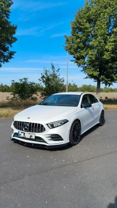 Mercedes-Benz A 250 e DCT -