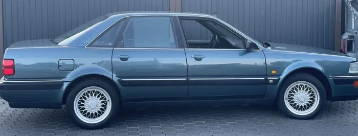 Audi. V8  3.6  Quattro D11