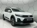 Dacia Jogger Extreme Eco-G 120 7-Sitzer Winter/Driving