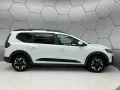 Dacia Jogger Extreme Eco-G 120 7-Sitzer Winter/Driving