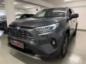 Toyota RAV4 Hy Team D / ACC/Navi/Carplay/TW/SHZ/DAB/