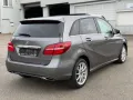 Mercedes-Benz B 200 Urban Pano Navi LED SHZ R-Kam CarPlay