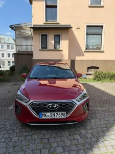Hyundai IONIQ 1.6l GDi PLUG-IN HYBRID - sehr Sparsam