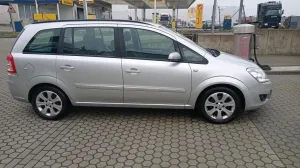 Opel Zafira 1.8 Benzin 7- sitzen, unfallfr...