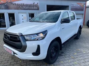 Toyota Hilux 2,8 Double Cab 4X4 APPLECAR SHZ ACC Wanne