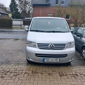 Volkswagen   T5 Caravelle  6.900 