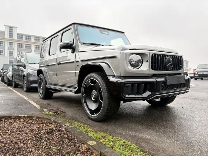Mercedes-Benz G 63 AMG Mercedes-AMG G 63 Mercedes-AMG