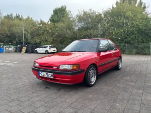 Mazda 323 GLX BG