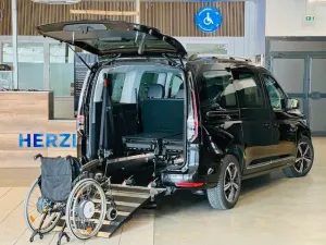 Volkswagen Caddy Style Maxi Facelift-DSG-Behindertengerecht