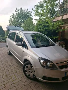 Opel Zafira 1.8 Benziner - sehr gepflegter...