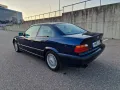BMW 323i Coupe 323i
