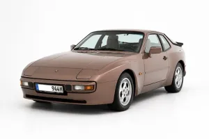 Porsche 944 S