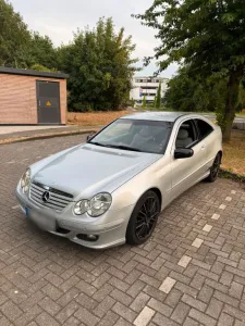 Mercedes-Benz Mercedes Benz c220d Sportcoupé cl203