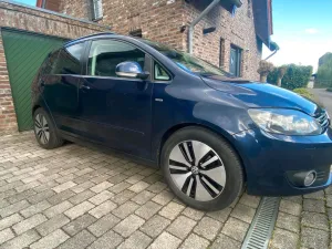 Volkswagen Golf Plus Live 1.6 TDI / Exklusiv VW Alufe...