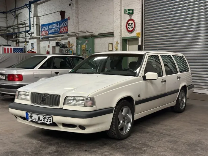 Volvo 855 T5 5-Zylinder 20V Turbo TÜV 08/2...