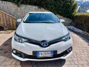 Toyota Auris Hybrid Style Selection 1,8-l-VVT-i Sty...