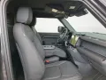 Land Rover Defender 3.0 D250 MHEV Hard Top SE 90 MATT KOMFO
