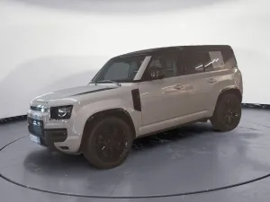 Land Rover Defender 110 P635 OCTA 