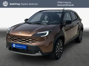 Toyota Yaris Cross Hybrid 130 Lounge mit Premium-Paket