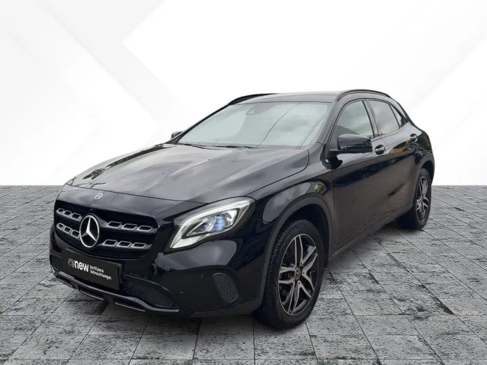 Mercedes-Benz GLA 180 Urban AHK*LED*NAVI*SHZ*AHK*LED*360*Kam.