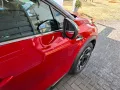 Mitsubishi Fast Neu,und ziemlich Rot, mit schwarzem D...