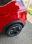 Mitsubishi Fast Neu,und ziemlich Rot, mit schwarzem D...