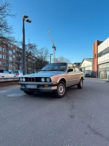 BMW E30 325e (1986)