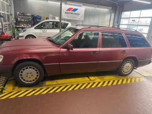 Mercedes-Benz W124 T 250 Diesel  E klasse