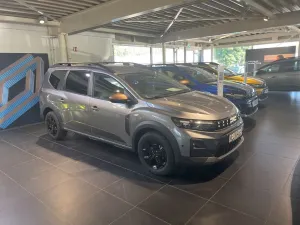 Dacia Jogger Extreme TCe 110 7-Sitzer 7-Jahre Garantie