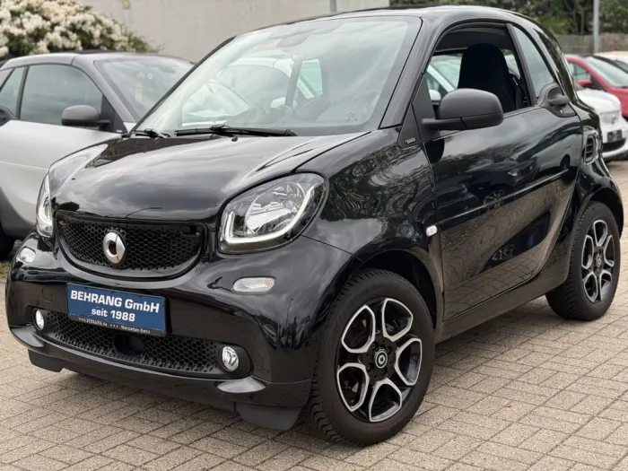Smart ForTwo PRIME*PANORAMA*AMBIENTE*PDC*NAVI*90PS
