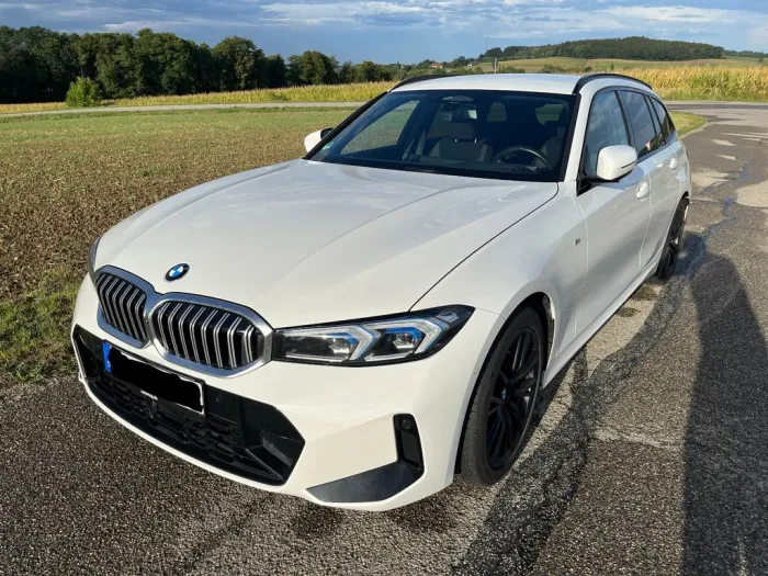 BMW 330i xDrive M Sport, DAP, 360°, 8 Räd, 4 J. Gara