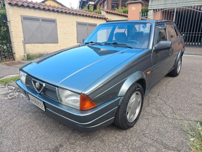 Alfa Romeo ALFA ROMEO 75 INDY 1.8 i.e.