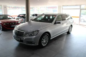 Mercedes-Benz E 250 CGI T BlueEFFICIENCY ELEGANCE DISTRONIC