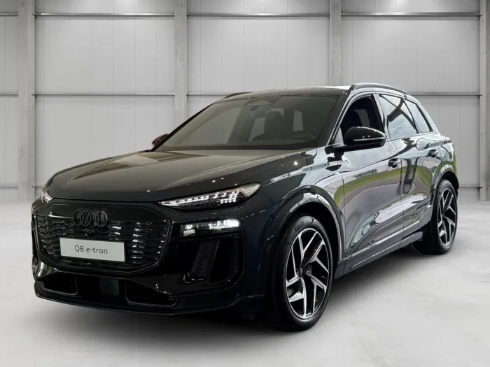 Audi Q6 e-tron Sportpaket+Luftfederung+AHK-Panodach+T