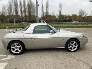 Fiat Barchetta 1.8 16V hard top e portapacchi 19